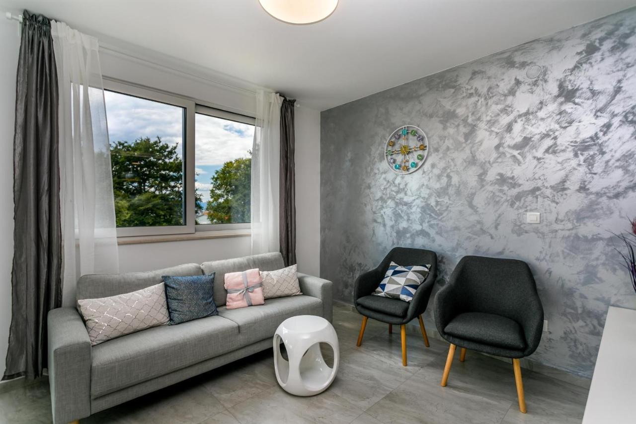 2A Partment Rukavina Apartment นยีวีเซ ภายนอก รูปภาพ