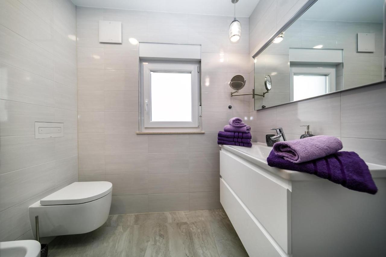 2A Partment Rukavina Apartment นยีวีเซ ภายนอก รูปภาพ